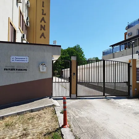 Milana-2 Sea View ביאלה