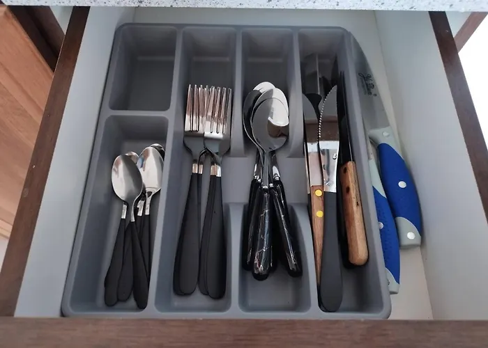 Milana-2 Sea View * ביאלה