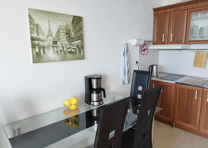 Milana-2 Sea View 公寓