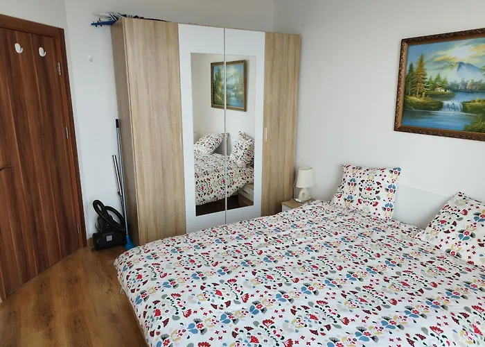 Milana-2 Sea View 比亚拉